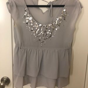 Light purple tshirt blouse with sequins
